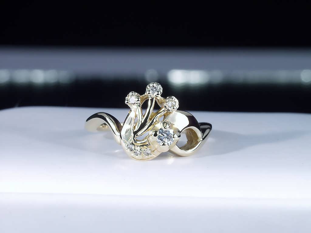 14KT GOLD LADIES 50S DIAMOND SNAIL RING VERY CUTE  